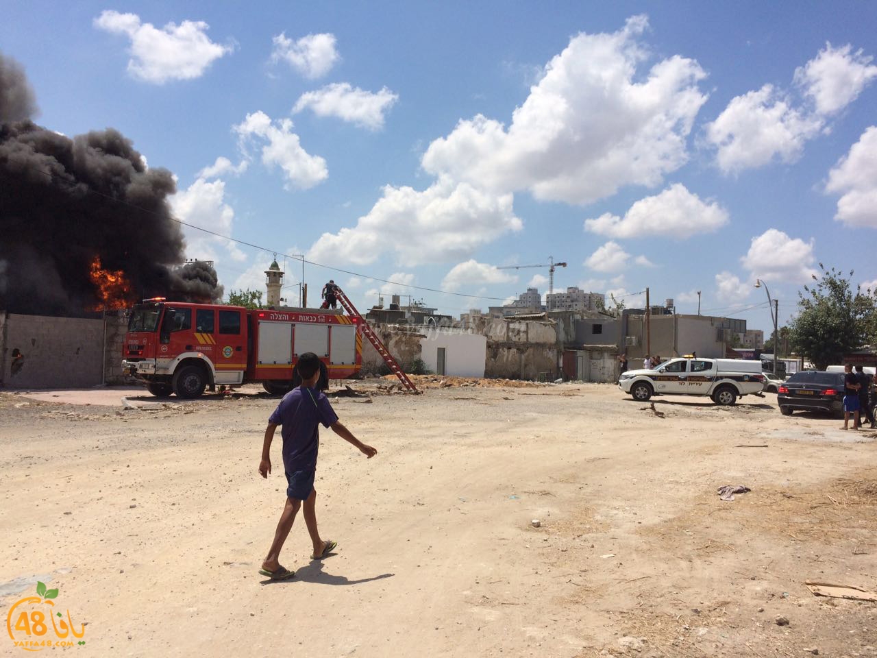 fire in makhzna (5).jpg